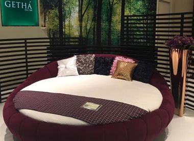 Круглая кровать с матрасом из 100% натурального латекса  &quot;Round Bed Purple&quot;