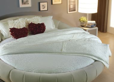 Круглая кровать с матрасом из 100% натурального латекса  &quot;Round Bed Beige&quot;